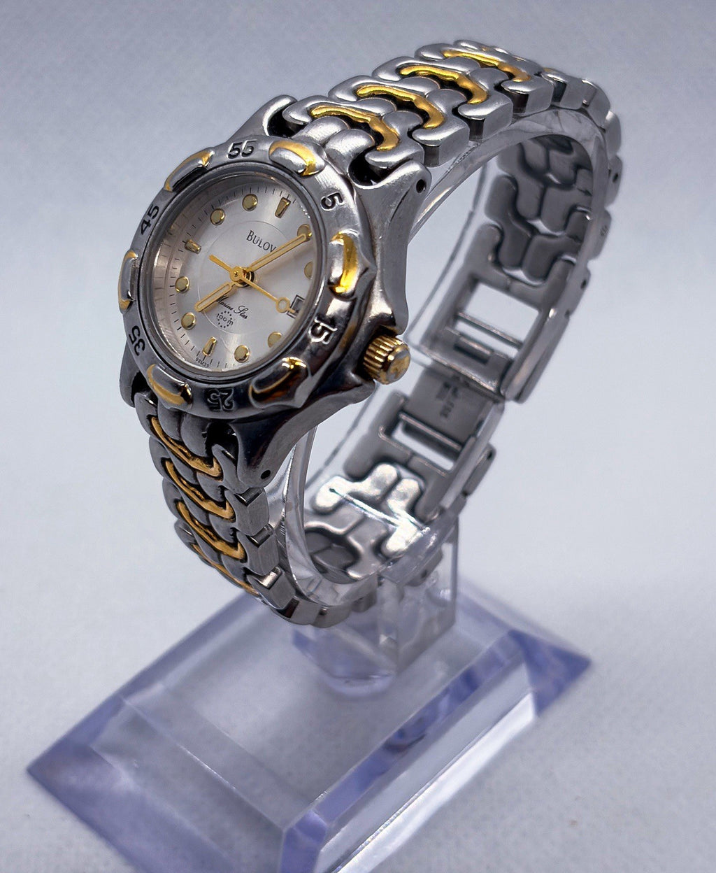 Vintage 2000 Bulova Marine Star 100m Two-Tone Quartz Ladies Watch Rare AT&T 5.5”