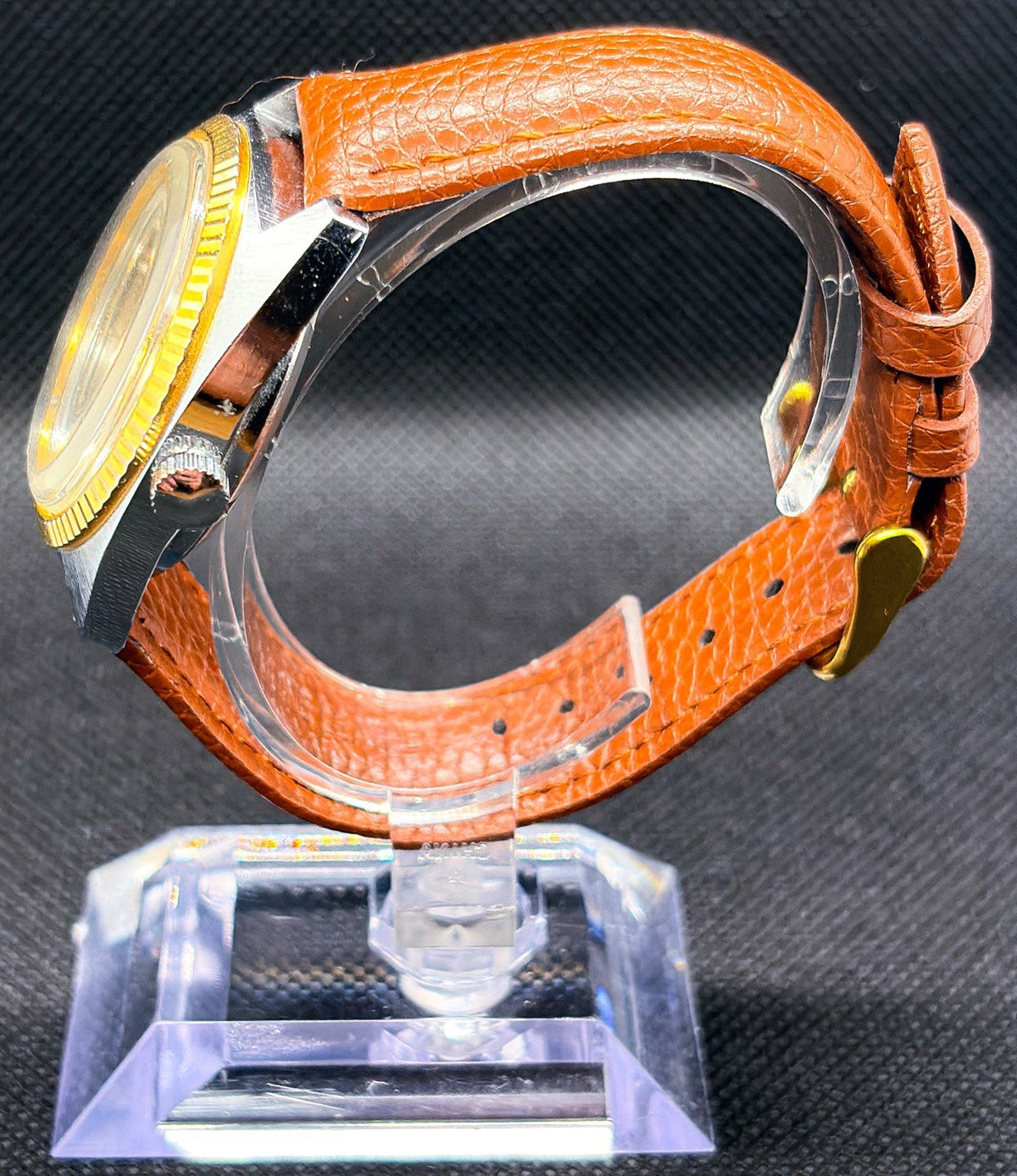 Vintage 1970s Bolivia Electormatic 25 Datomatic Watch Fluted Bezel 36mm Case