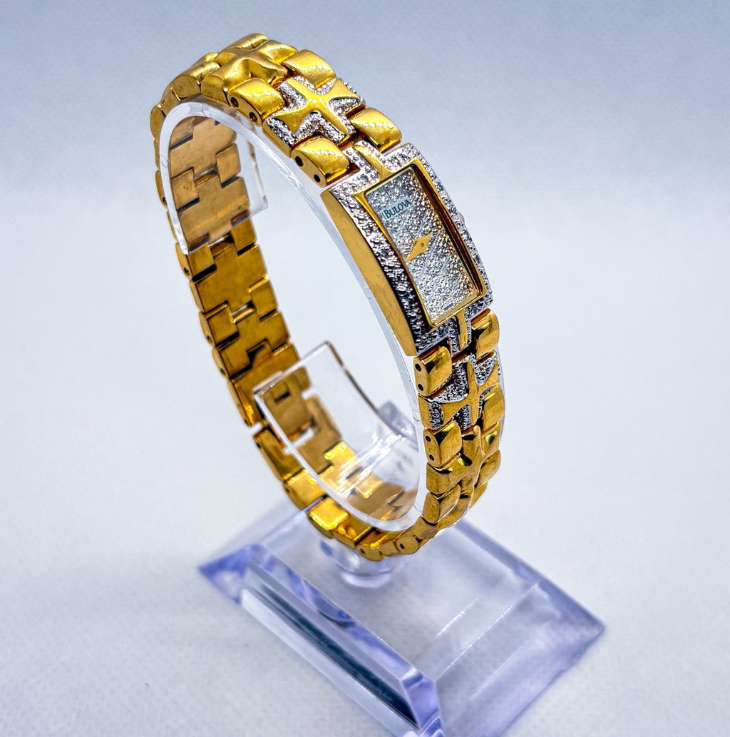 Bulova Ladies Diamond Watch 98R68 Two Tone Cross Link Patterned Dial WORKING