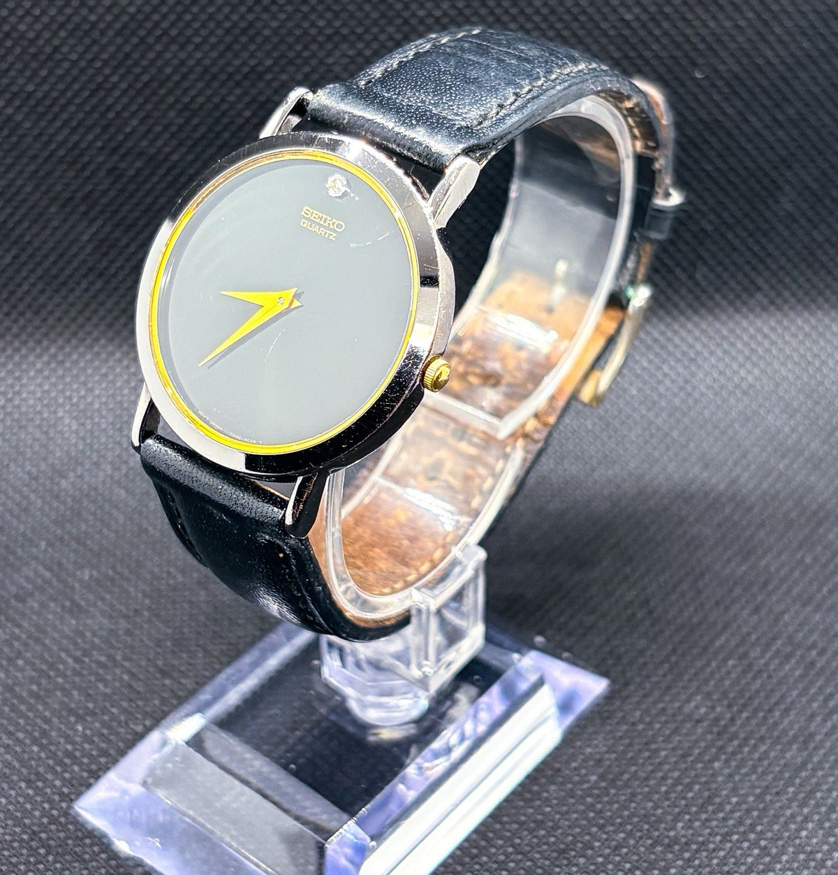 Vintage 1992 Seiko 7N00-8A49 Museum 34mm Black Dial Diamond Accent Quartz Watch