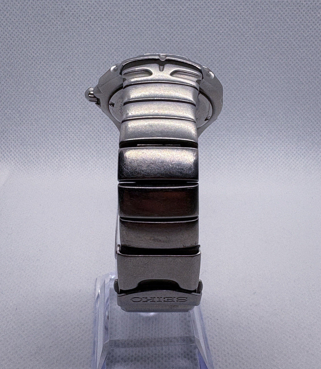 Vintage Seiko Kinetic Auto Relay 5J22-0A50 Diver 40mm Black Dial Silver Case