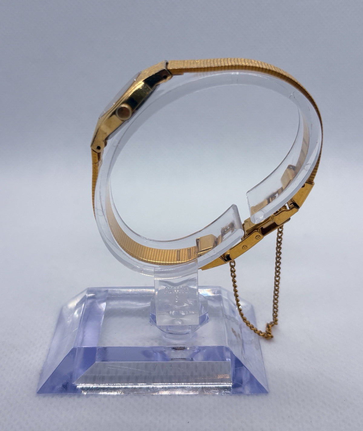 Vintage 1983 Seiko Quartz Ladies Watch Gold Tone 16mm Champagne Dial 2C20-0129