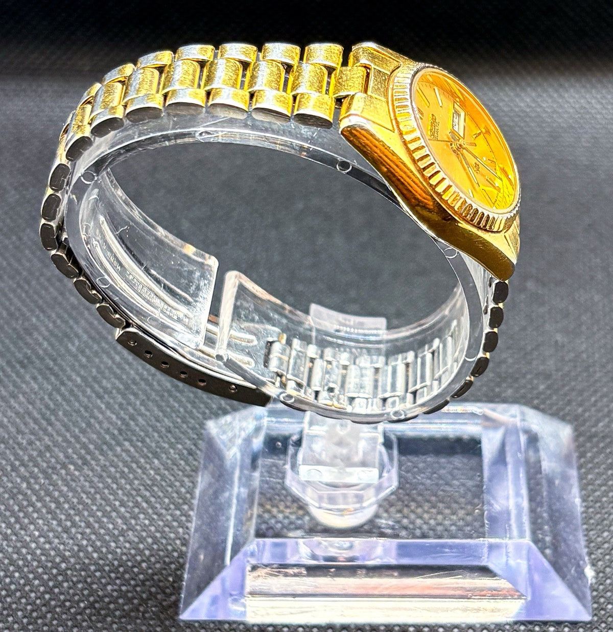 VTG 1991 Seiko SQ President Women's Watch Gold Fluted Bezel Day Date 3Y03-0169