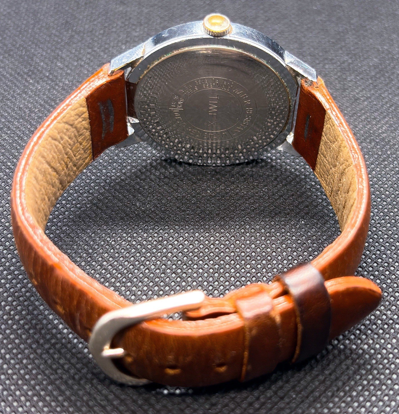 Vintage 1971 Timex Marlin 26070 2471 Champagne Sunburst Dial Manual Wind