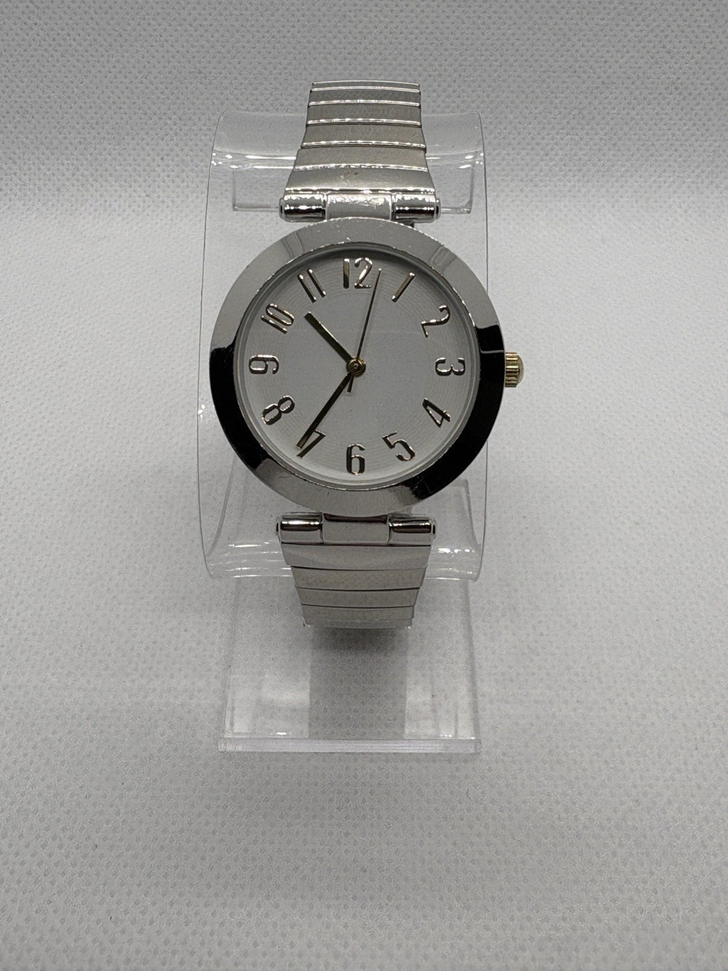 UNBRANDED WOMENS QUARTZ WATCH WITH STRETCHY BAND - New Battery