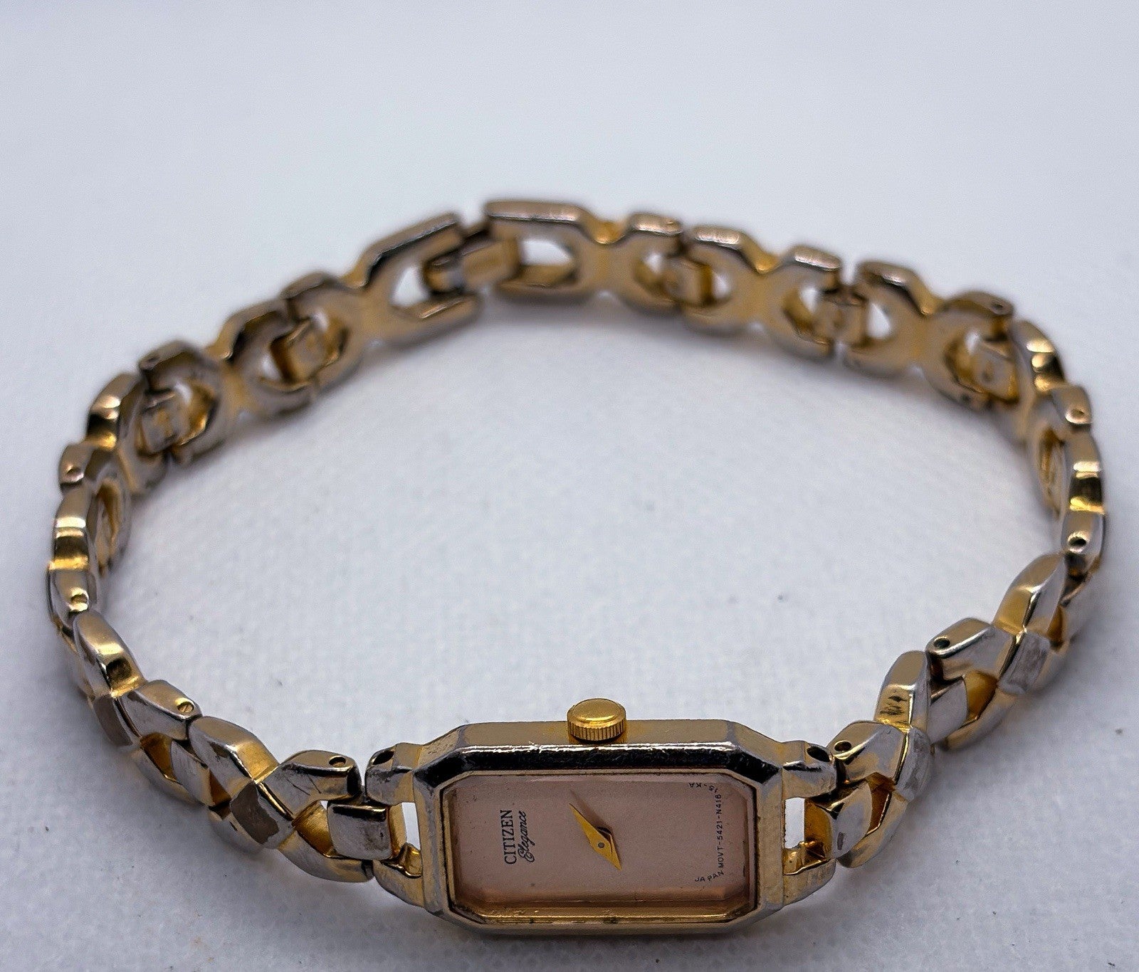 Vintage 1996 Citizen Elegance 5421-S49844 Two Tone Ladies Quartz Jewelry Watch