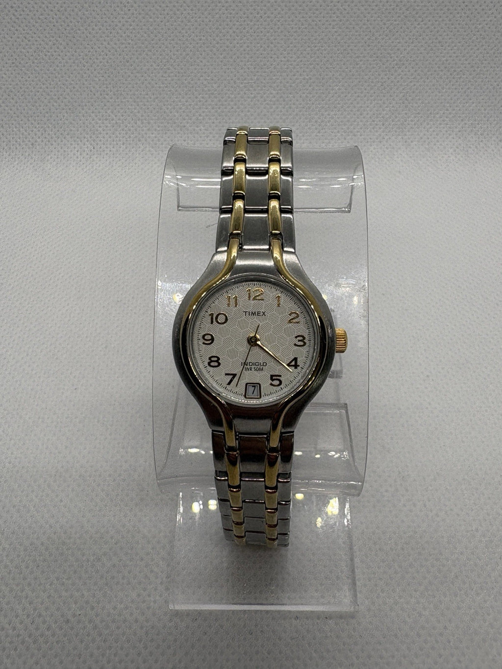 Timex Linwood Street Women’s Quartz Date Watch 25mm Case Gold Silver Two Tone