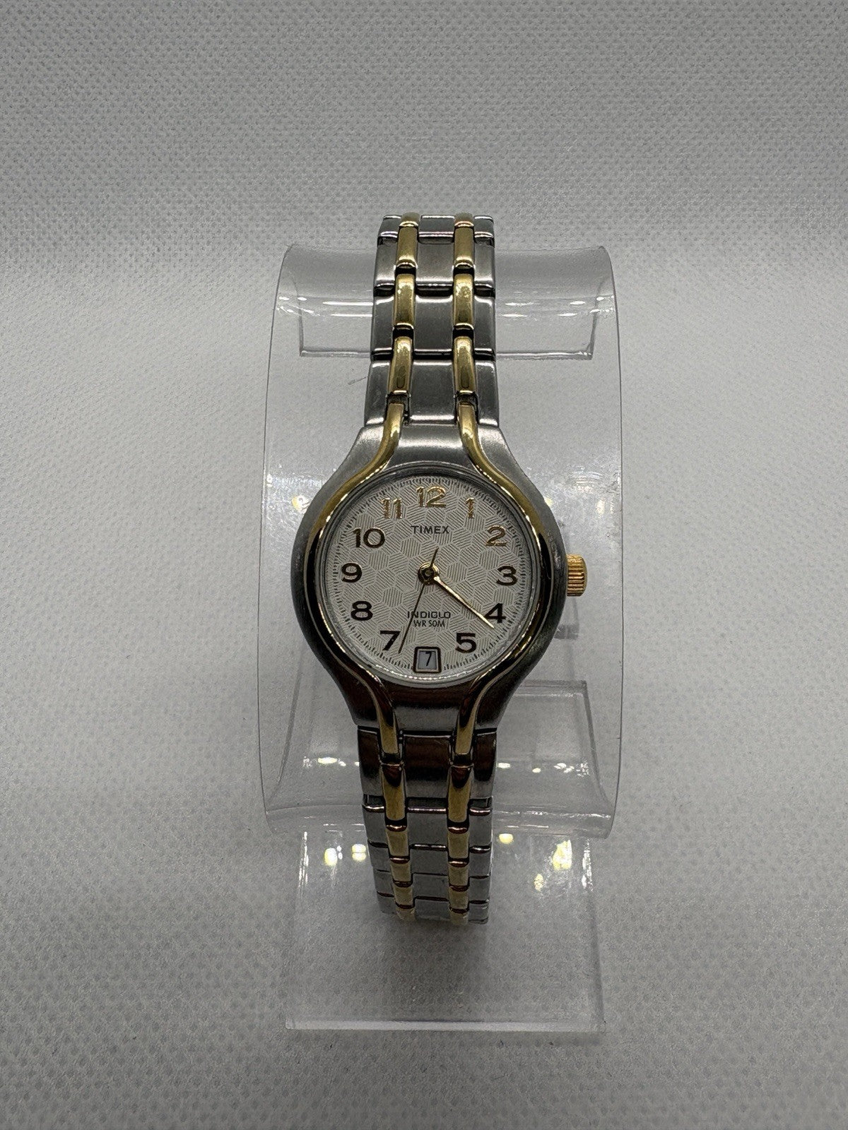 Timex Linwood Street Women’s Quartz Date Watch 25mm Case Gold Silver Two Tone