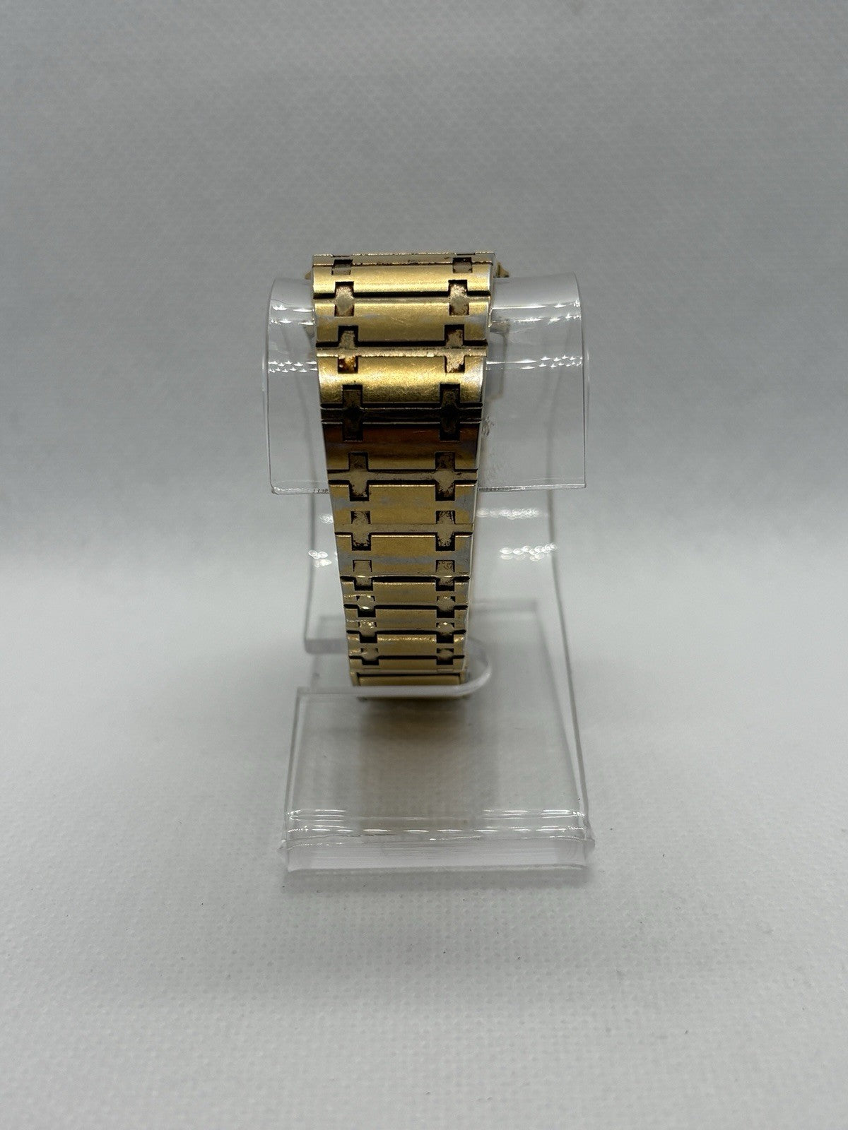 Deauville Diamond Gold Tone Analog Women's Tank Watch With New Battery 20/2092Y