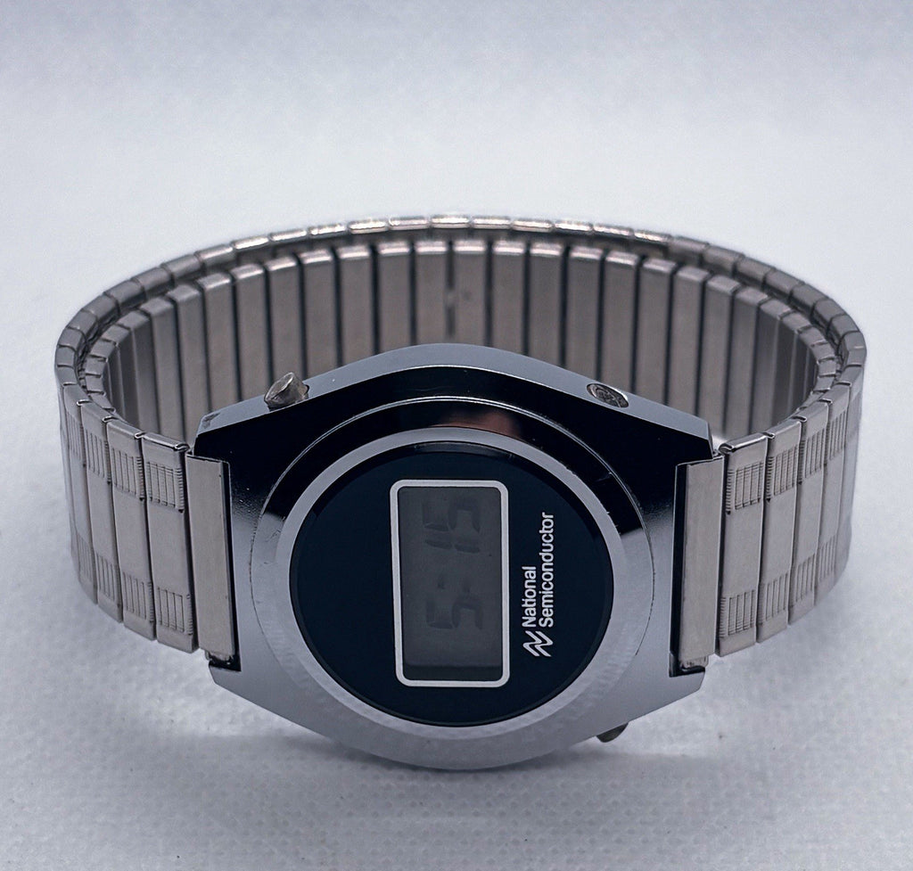 Vintage 1970s National Semiconductor LCD Digital Watch 107925 WA - New Battery