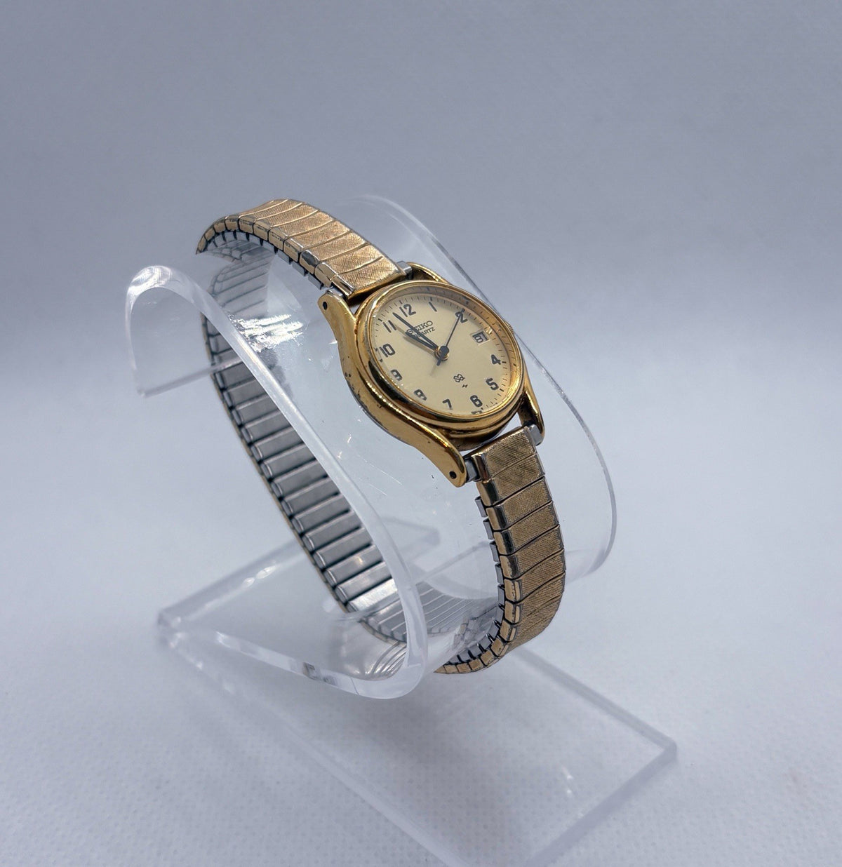Vintage 1980 Seiko SQ Ladies Quartz Watch 2625-0129 Gold Tone Date Speidel