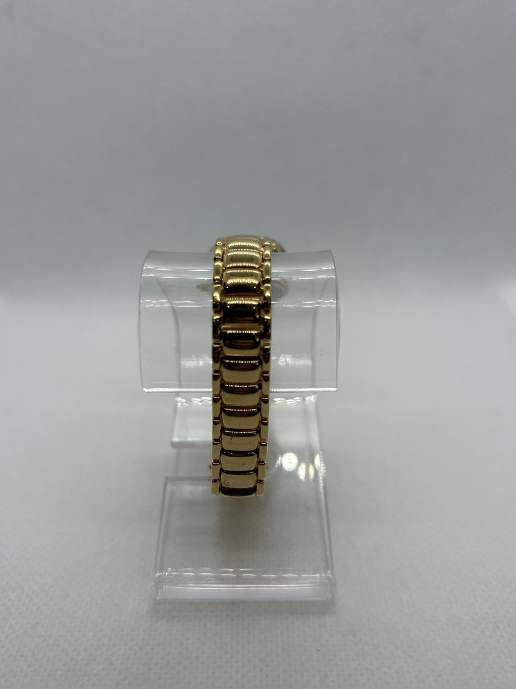 Elgin Ladies Analog Quartz Watch Gold Tone Oval Mother of Pearl Dial New Battery