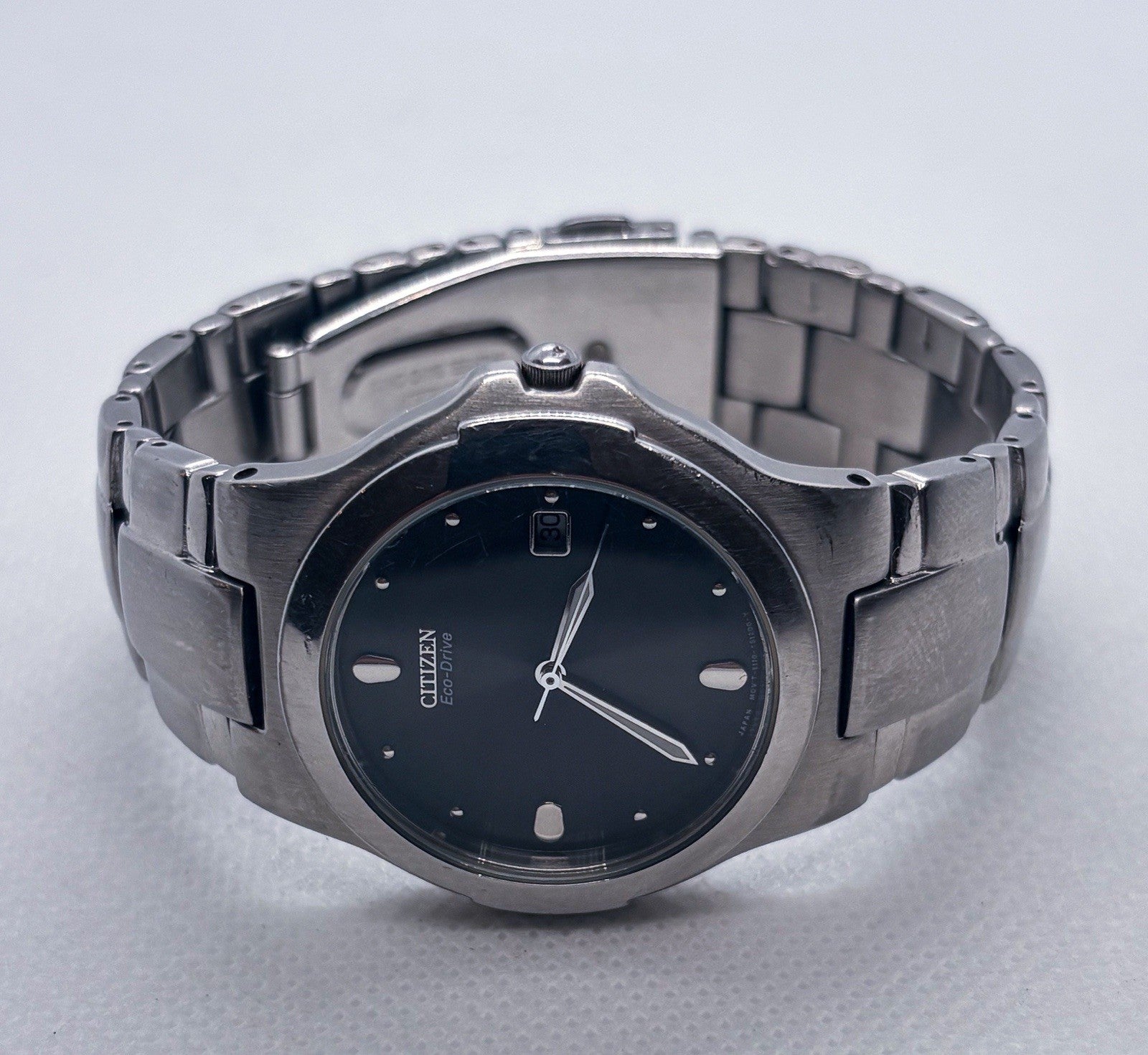 VTG Citizen Eco-Drive E110-K16750 Men's Black Diamond Dial Steel Watch 6” Wrist
