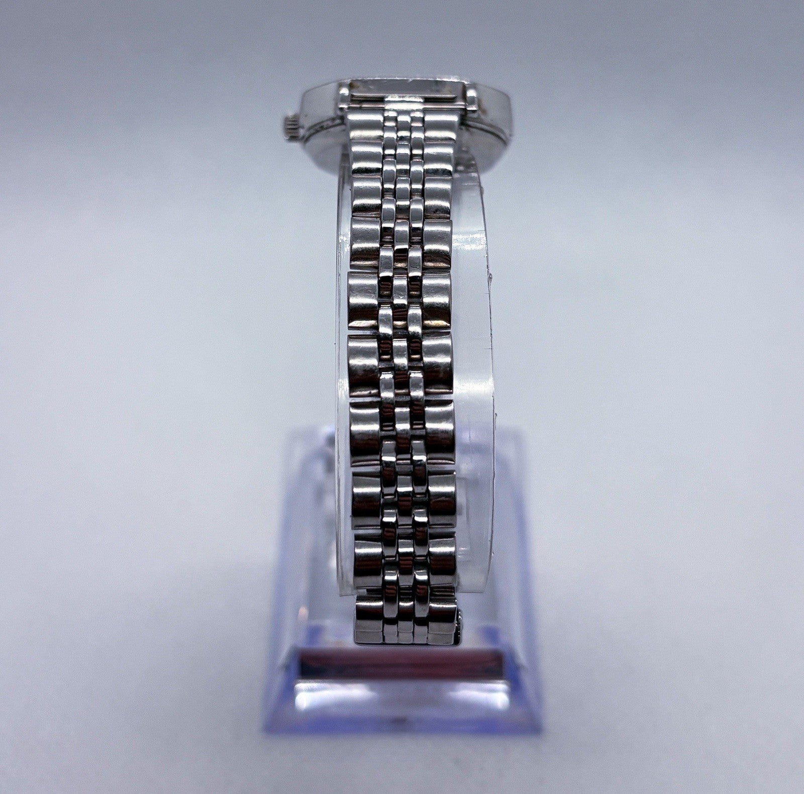 Vintage 1979 Seiko Digital LCD Ladies Watch B137-403A Blue Dial RUNNING Rare