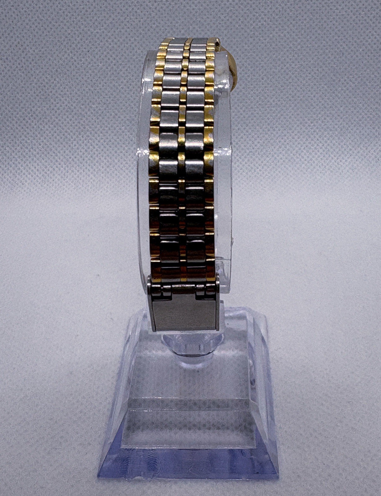 Vintage 1993 Seiko SX Watch Women 19mm White Dial Two Tone V401-0091 Working