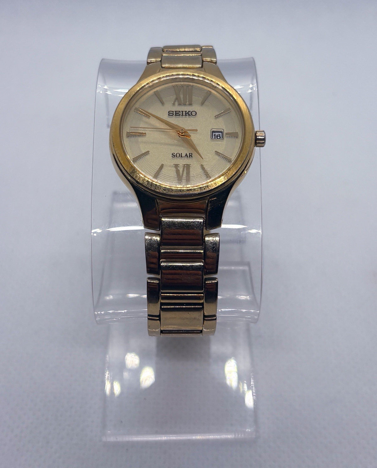 Seiko Women's Solar Gold Tone Dress Watch V137 Date - Fits Max 5.75" Wrist