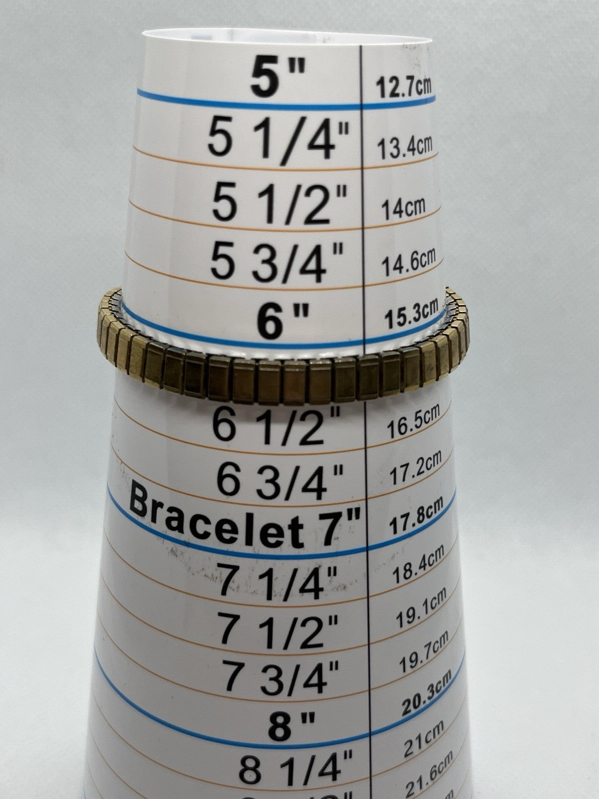 Timex Q Watch Womens Vintage 17mm Case Stretch Band Quartz Analog Three Hands