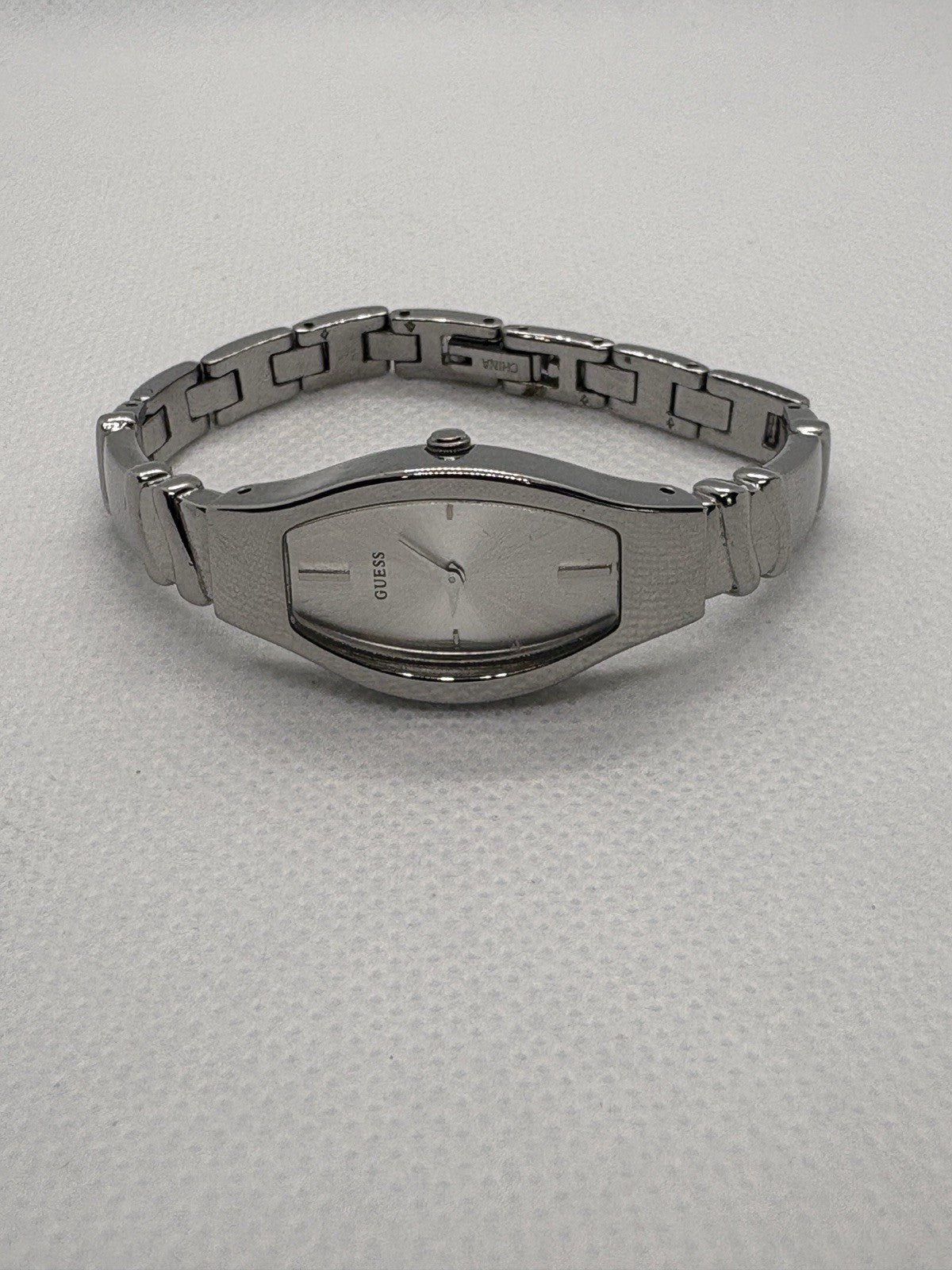 Guess G66163L Silver Tone Classic Bracelet Analog Women's Wristwatch