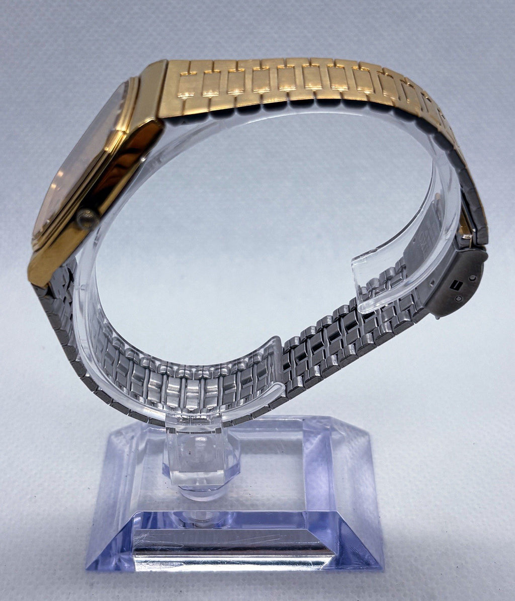 VTG 1984 Seiko Quartz 6533-5010 Gold Plated Textured TV Dial Men's Dress Watch