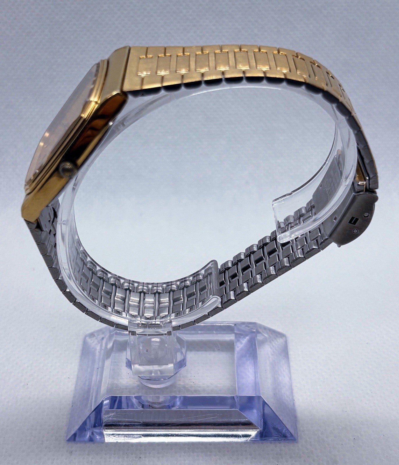 VTG 1984 Seiko Quartz 6533-5010 Gold Plated Textured TV Dial Men's Dress Watch