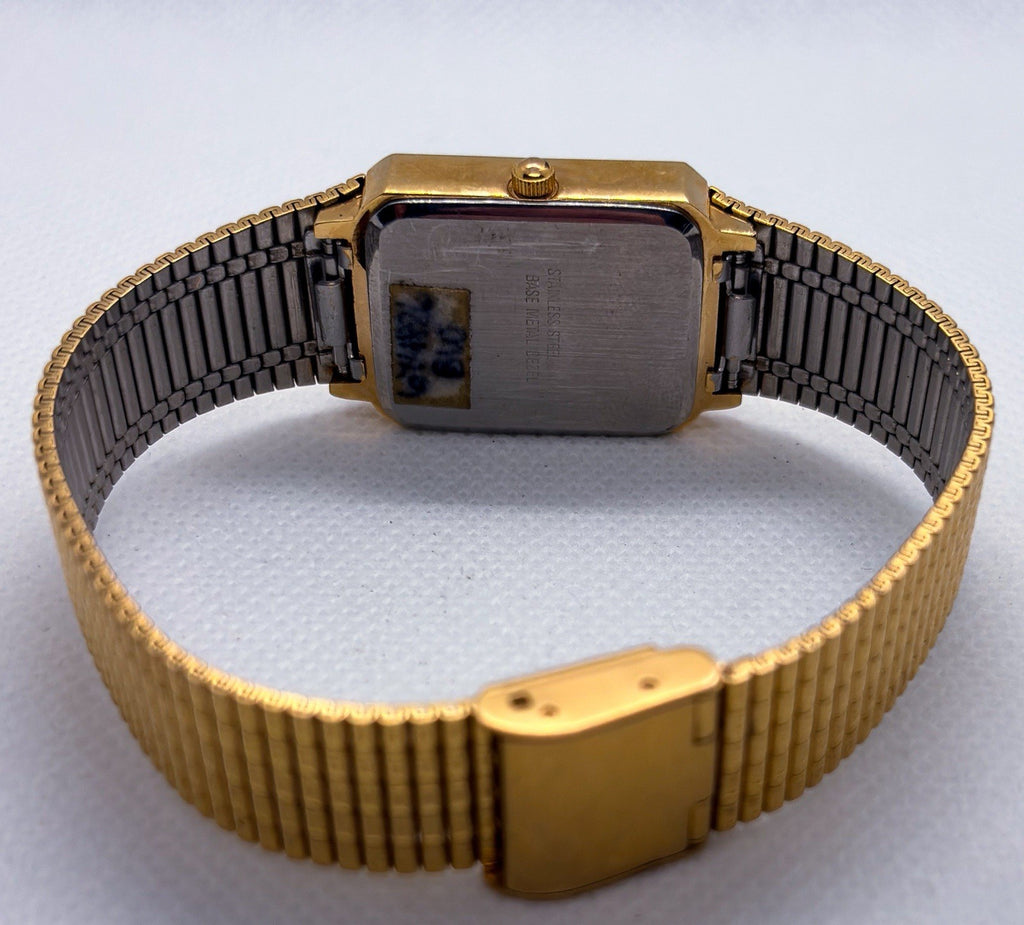 Vintage Benrus Diamond Quartz Gold Tone Black Dial Date Tank Men's Dress Watch