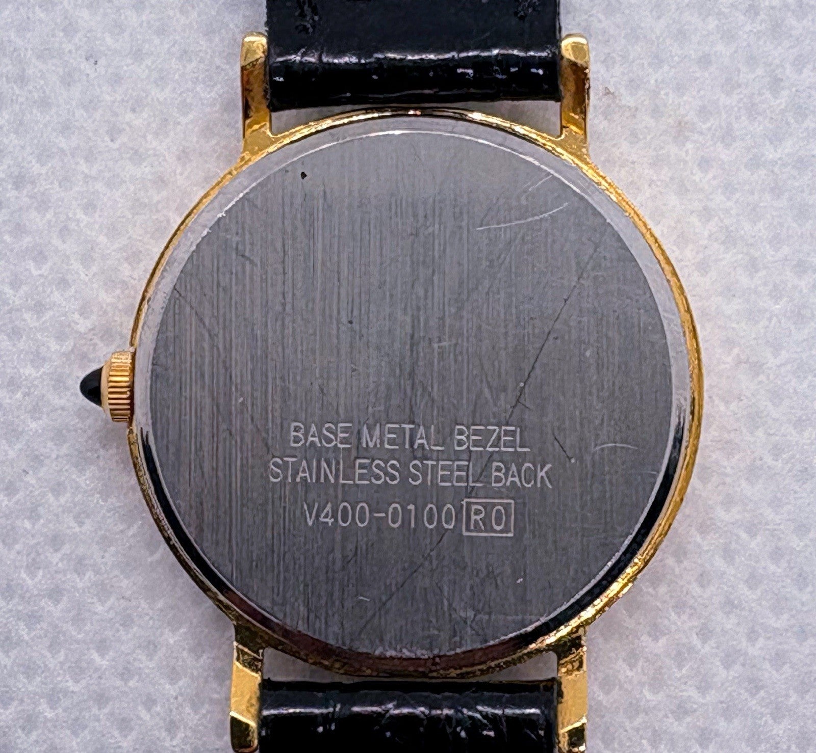 Vintage 1990s Lorus Disney Mickey Mouse Gold Sunburst Star Dial Watch V400-0100