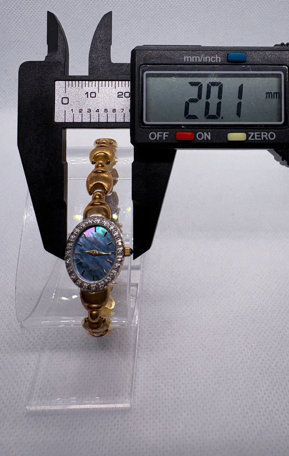 Vintage Michael Anthony 14K Gold Diamond Watch Abalone Dial Swiss Quartz 16.4g