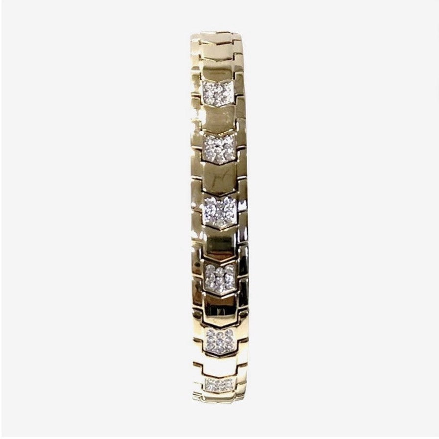 Elgin Woman's Analog Watch Bracelet Set with Arrow Link Design in Gold EG17010ST
