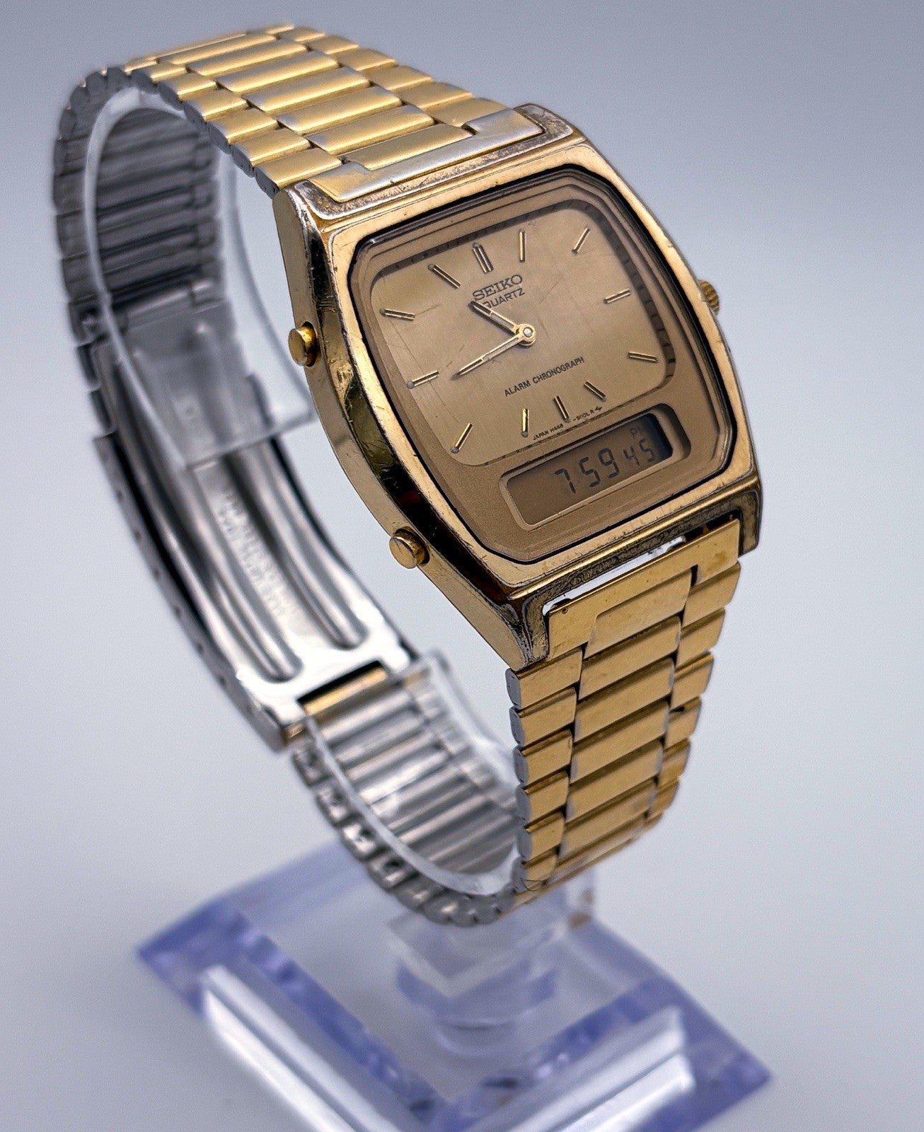 Vintage 1984 Seiko H448-5009 Ana-Digi Alarm Chronograph Gold Men's Tank Watch