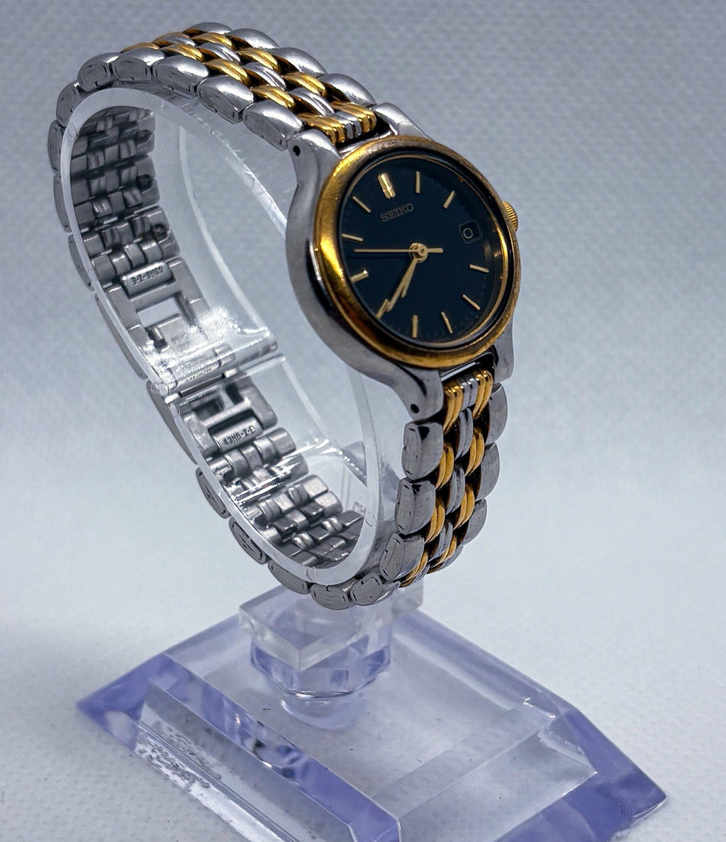 Vintage 1995 Seiko Quartz Ladies Watch 7N82-0228 Two Tone 25mm Black Dial Date