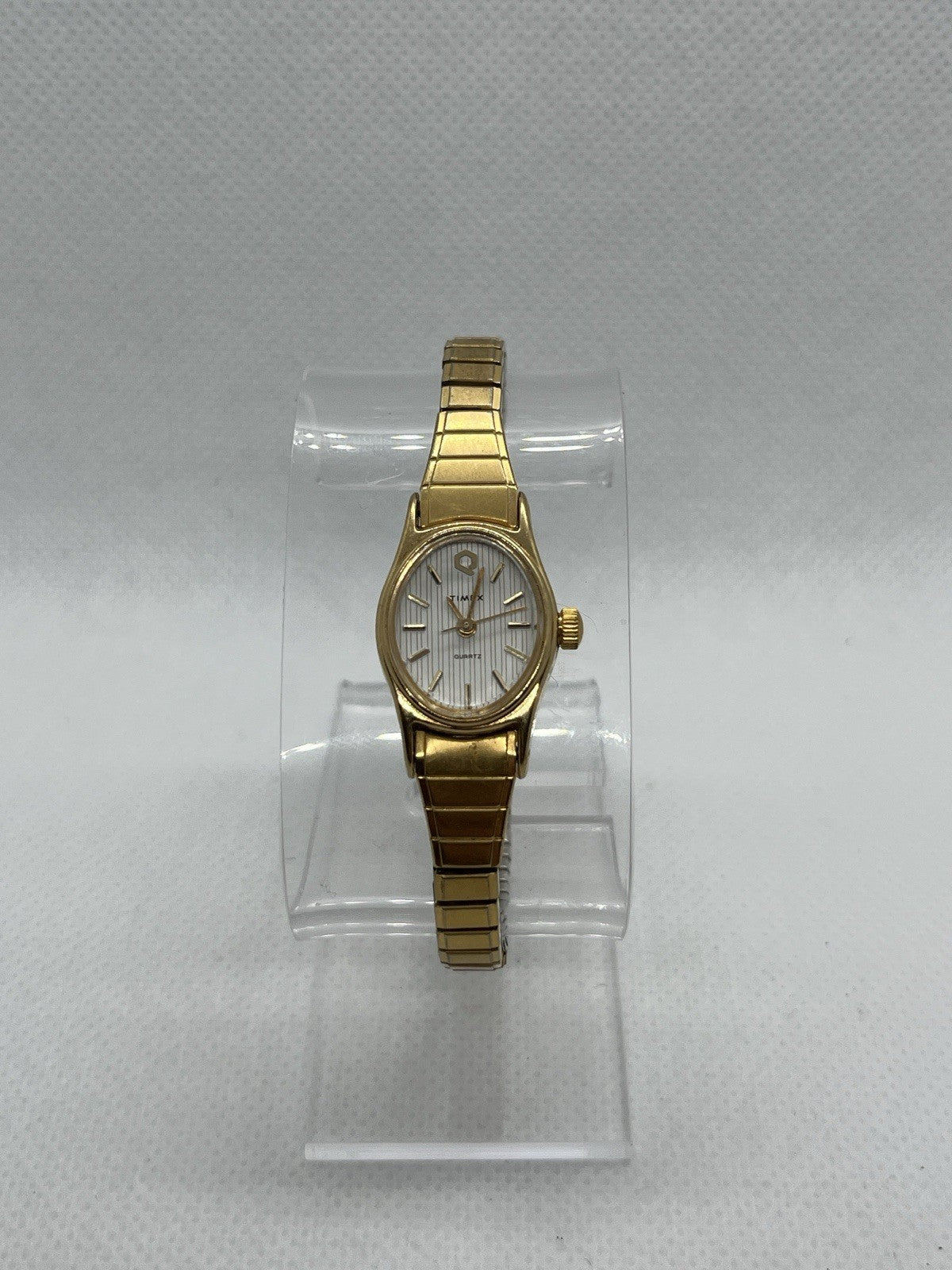Timex Q Watch Womens Vintage 17mm Case Stretch Band Quartz Analog Three Hands