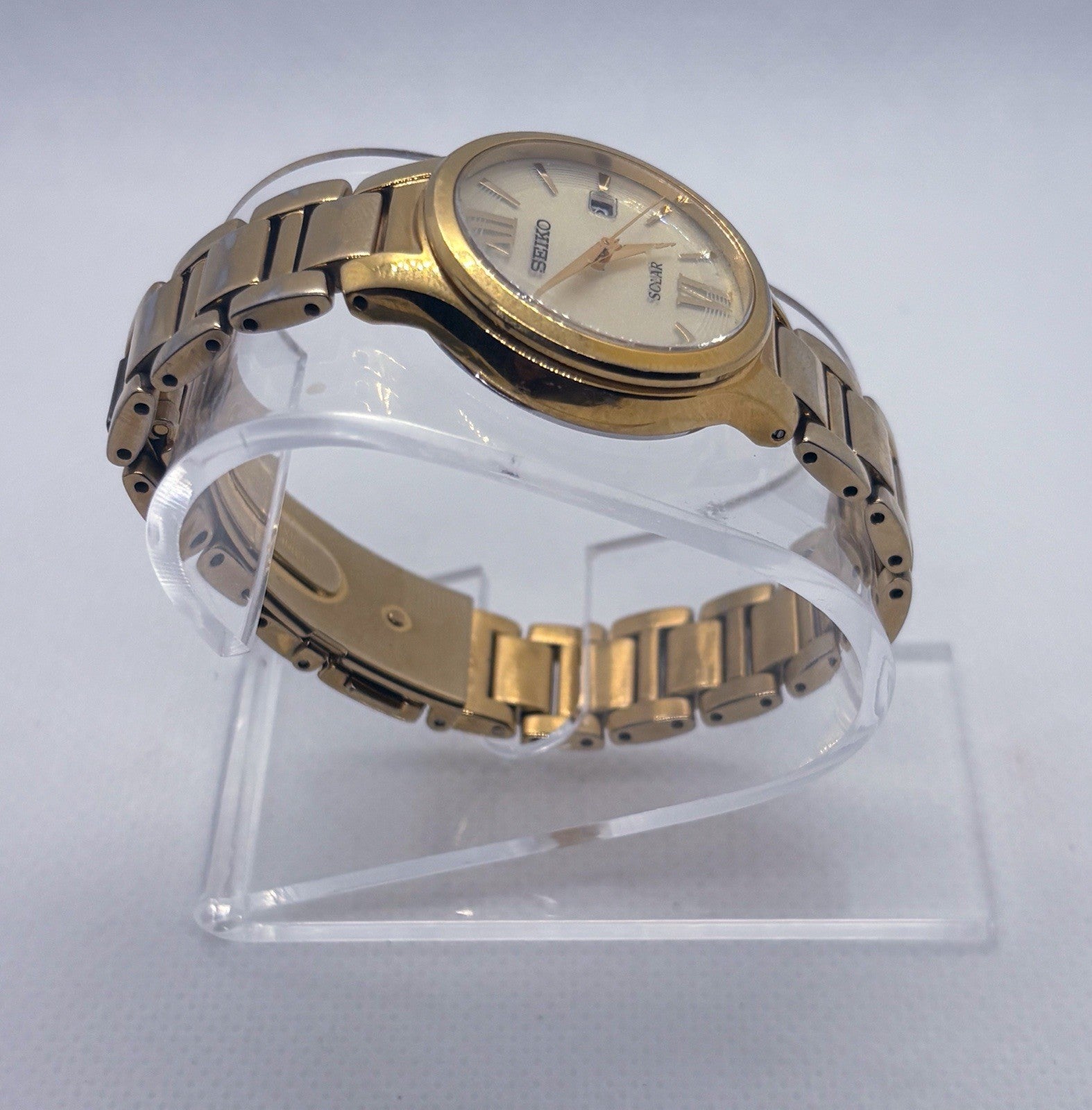 Seiko Women's Solar Gold Tone Dress Watch V137 Date - Fits Max 5.75" Wrist