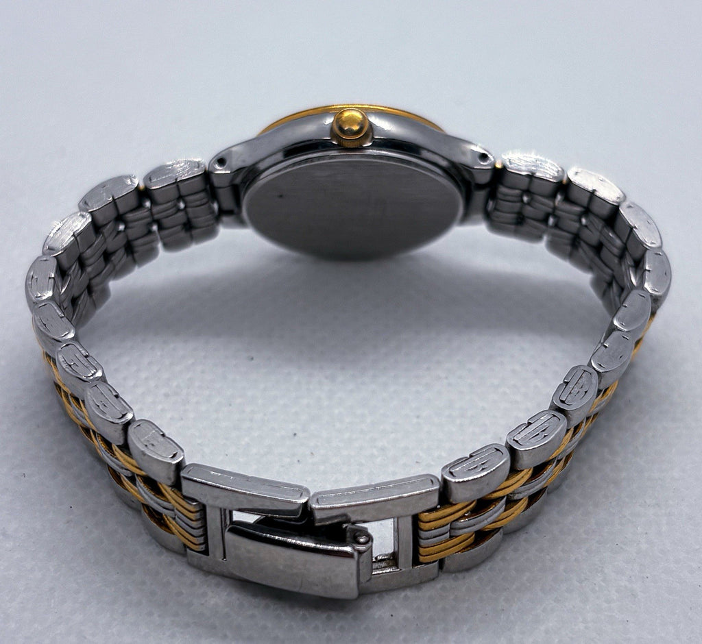Vintage 1995 Seiko Quartz Ladies Watch 7N82-0228 Two Tone 25mm Black Dial Date