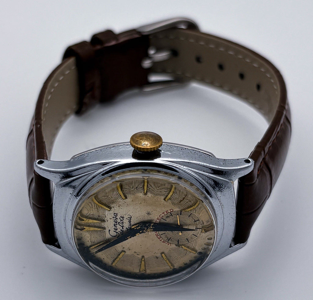 VTG 1962 Geneva De Luxe Mechanical Watch New Crystal Sub Second Guilloche L308U