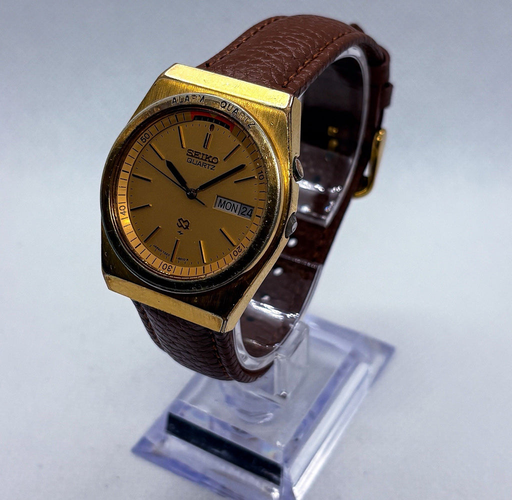 VTG 1980 Seiko SQ Alarm Quartz 7223-6019 Gold Tone Watch Original Bracelet Incl.