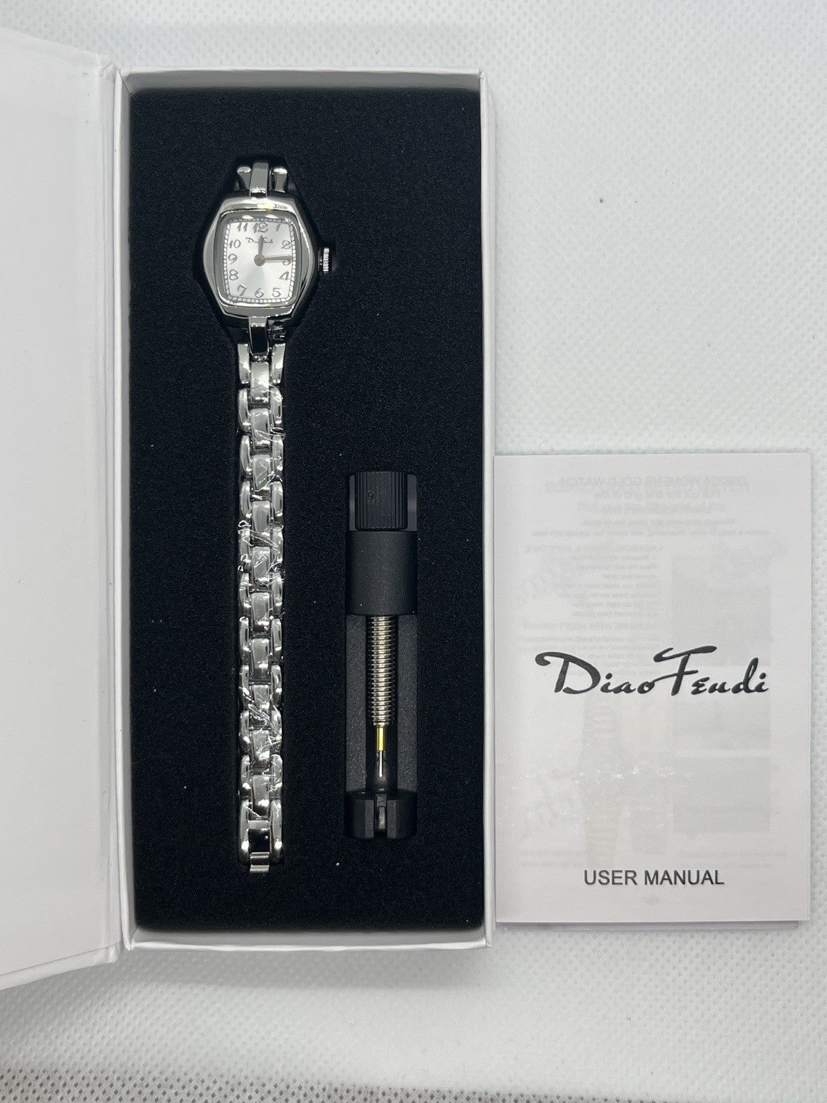 Diaofendi Petite Oval Silver Women’s Silver Watch, Waterproof Elegant NEW