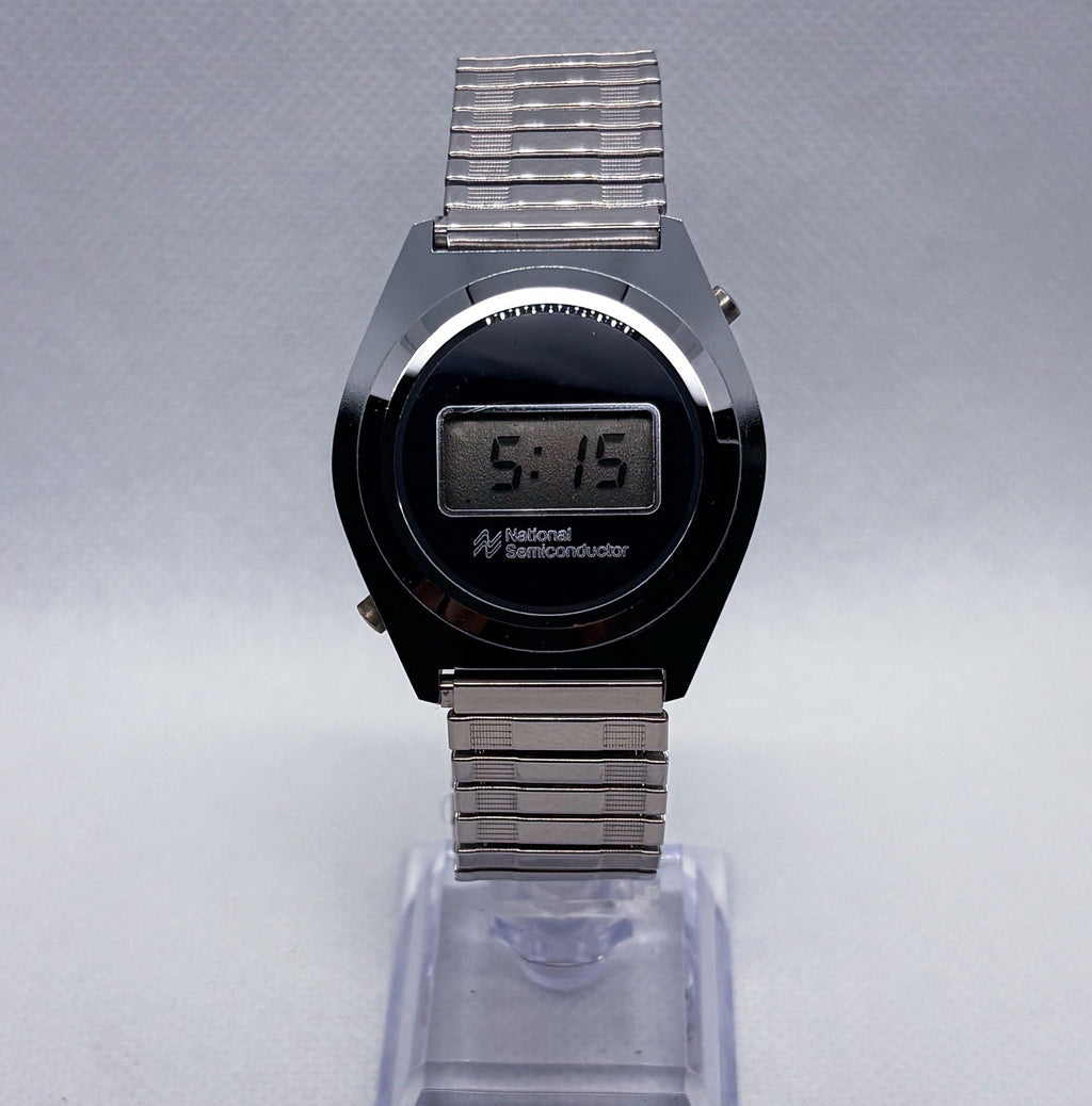 Vintage 1970s National Semiconductor LCD Digital Watch 107925 WA - New Battery