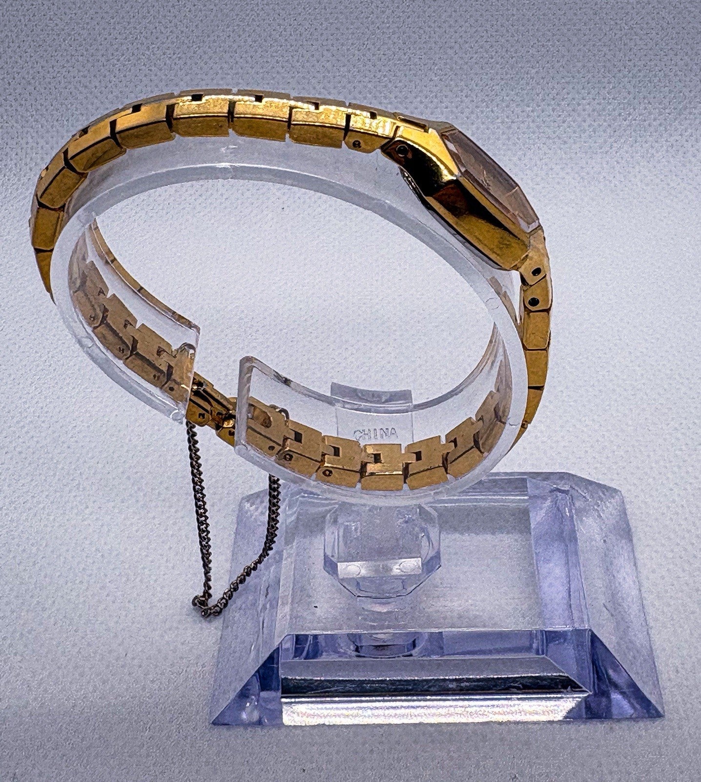 Vintage 1990 Seiko 1E20-0229 Ladies Hexagon Quartz Cocktail Watch Safety Chain
