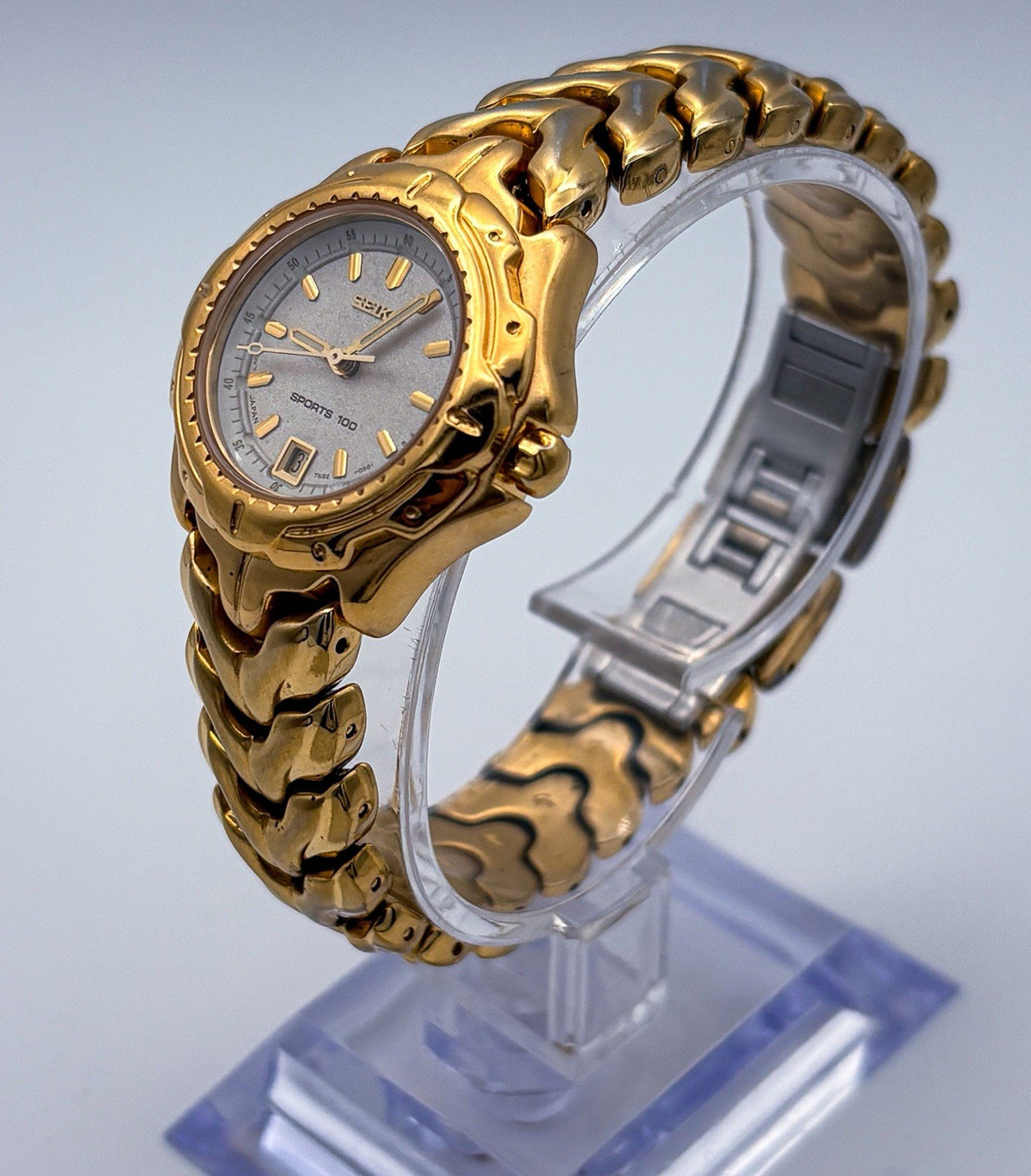 VTG 1996 Seiko Sports 100 Ladies Gold Watch Sapphlex Crystal Date 7N82-0379 [A4]