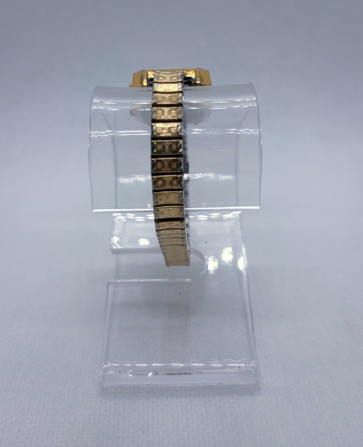 Vintage 1983 Seiko SGP Ladies Quartz Watch 5421-5120 Gold Tone Tank Stretch