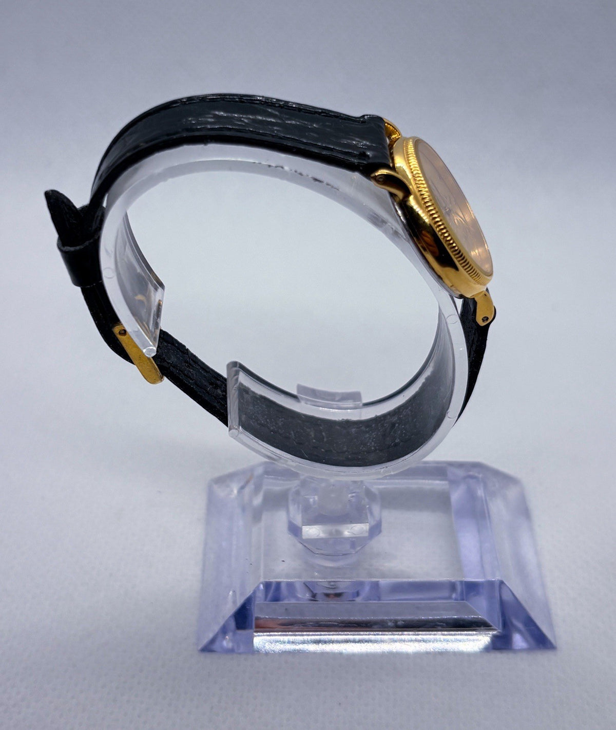 Vintage 1990s Lorus Disney Mickey Mouse Gold Sunburst Star Dial Watch V400-0100