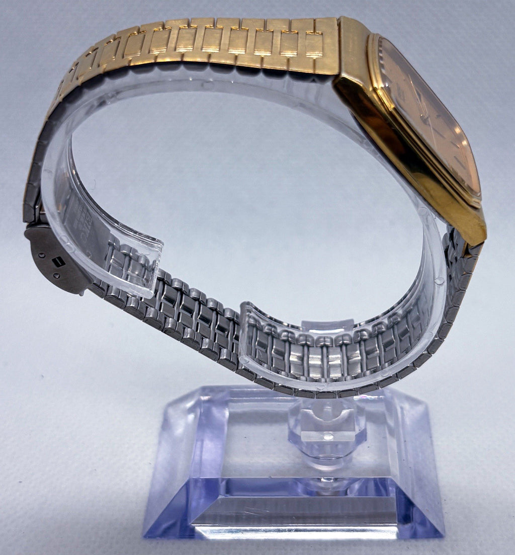 VTG 1984 Seiko Quartz 6533-5010 Gold Plated Textured TV Dial Men's Dress Watch