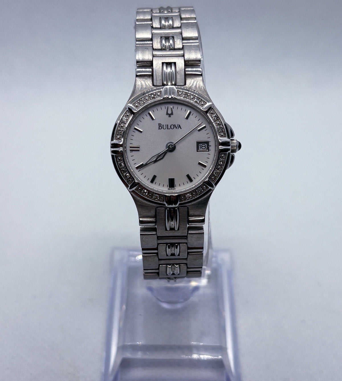 Vintage 2000s Bulova 96R04 C867878 Diamond Bezel Stainless Steel Ladies Watch
