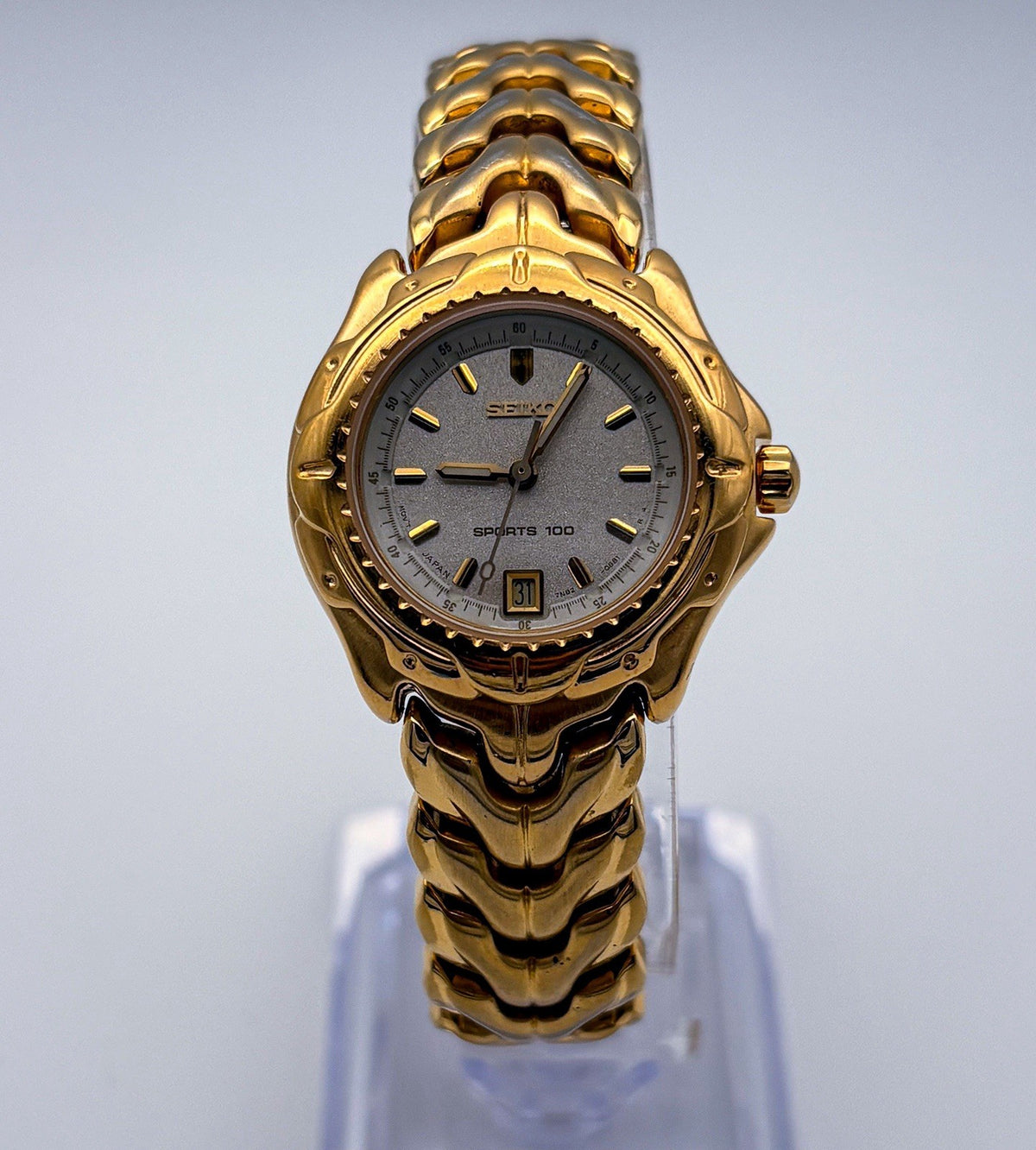 VTG 1996 Seiko Sports 100 Ladies Gold Watch Sapphlex Crystal Date 7N82-0379 [A4]