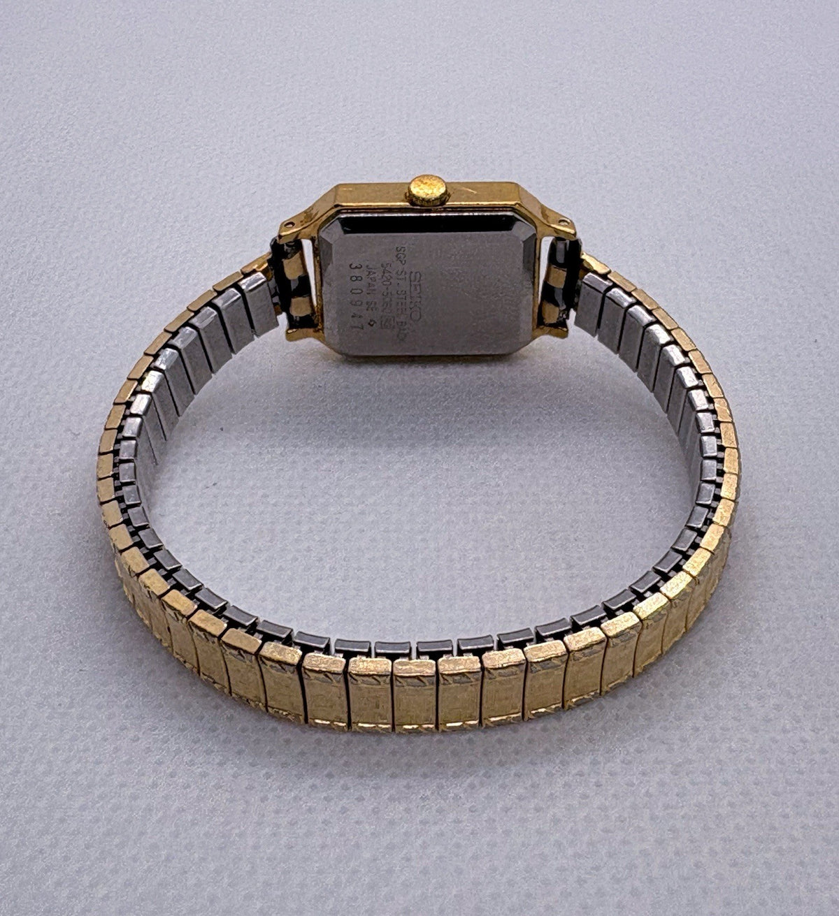 Vintage 1983 Seiko SGP Ladies Quartz Watch 5421-5120 Gold Tone Tank Stretch