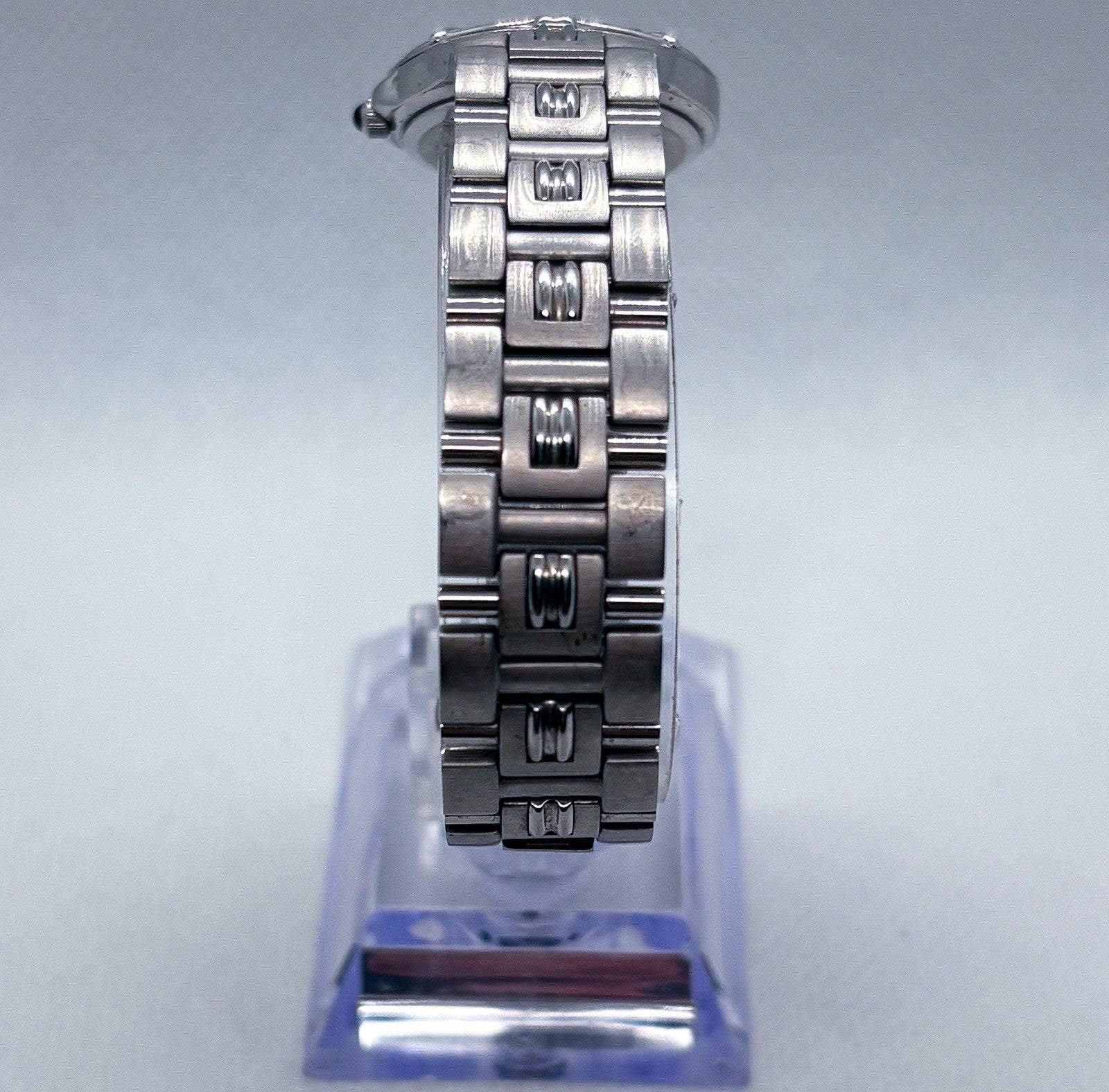 Vintage 2000s Bulova 96R04 C867878 Diamond Bezel Stainless Steel Ladies Watch