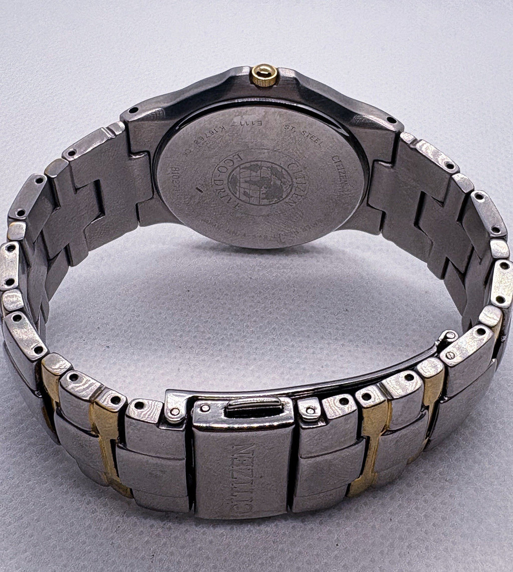 Vintage Citizen E111-K16768 Two Tone 36mm Eco Drive Solar Watch 6.25” Max Wrist