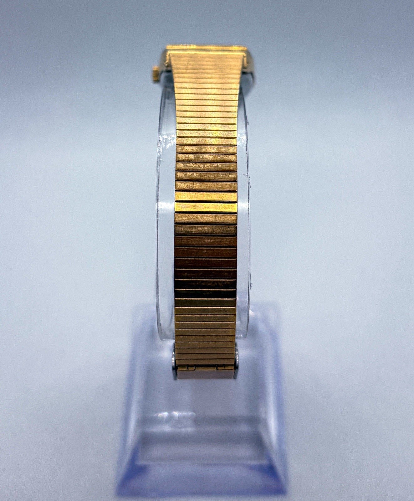 Vintage 1988 Seiko Ladies Watch 8Y21-5020 Gold Tone Tonneau Dial New Battery