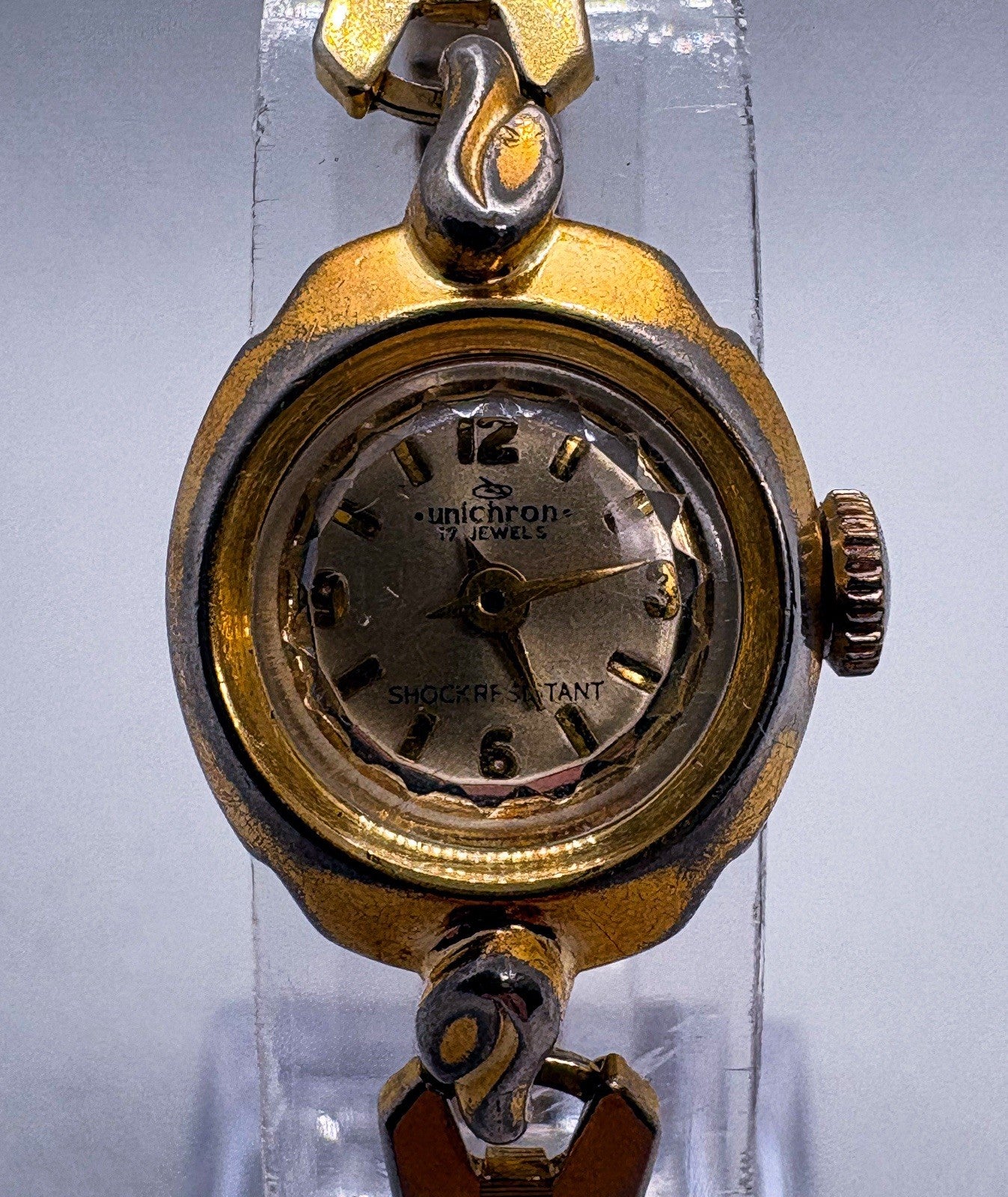 Vintage 1960s Unichron 17 Jewels Mechanical Women's Watch Gold Tone Manual Wind