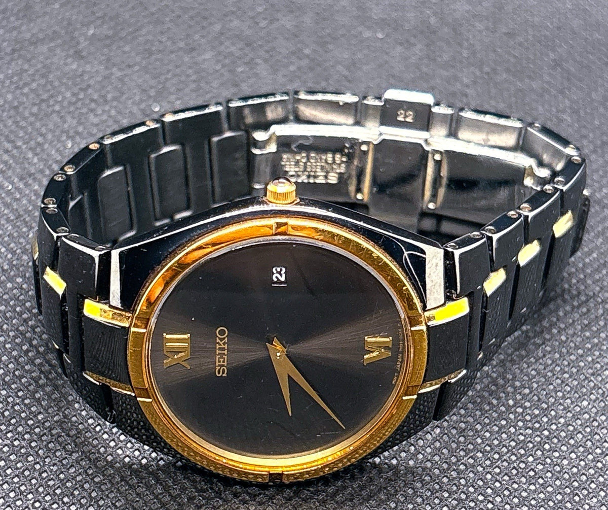 Vintage 1997 Seiko 7N39-0BD0 Two-Tone Black Gold Quartz Dress Watch 5.75” Wrist